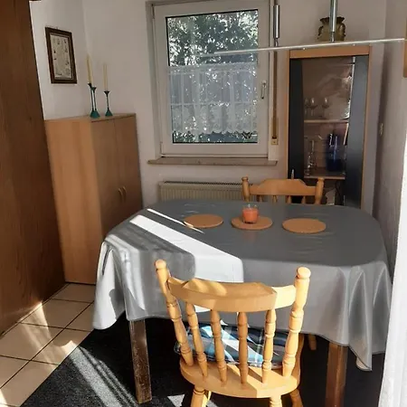Πανσιόν Haus Fuchskaute Monteurzimmer
